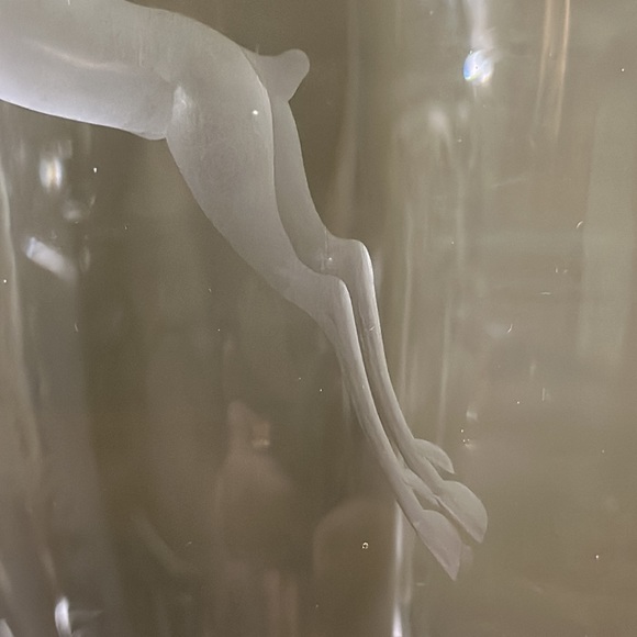 STROMBERGSHYTTAN SWEDEN 8" Crystal Vase with Etched Gazelle - Picture 6 of 12